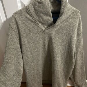Van Heusen Men's Sweater in Gray